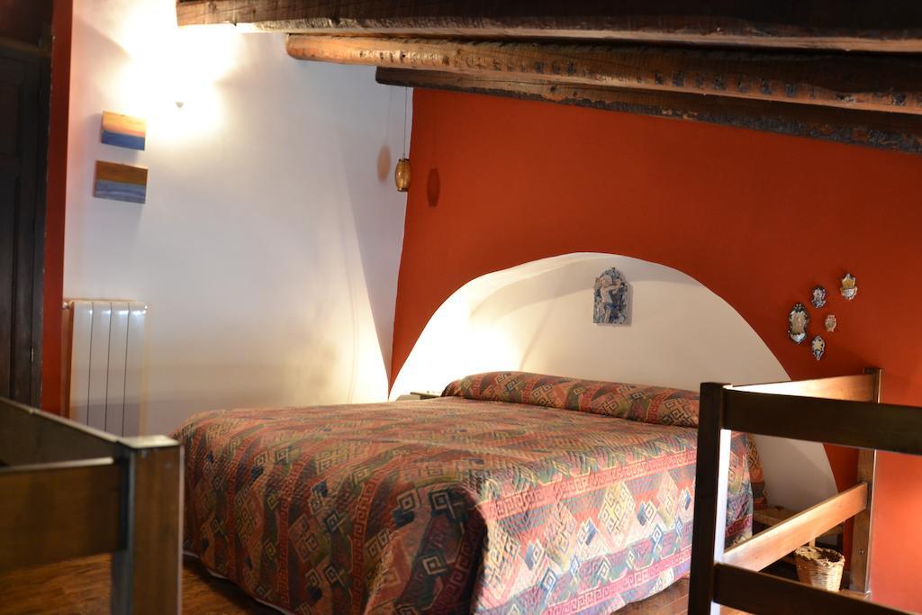 بيتراليا سوبرانا La Casa Del Pittore Di Petralia المظهر الخارجي الصورة